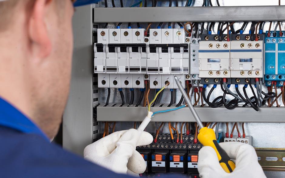cherche électricien pas cher Saint-Maur-des-Fossés