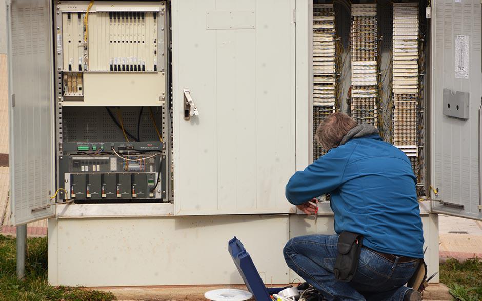 taux horaire électricien Montreuil